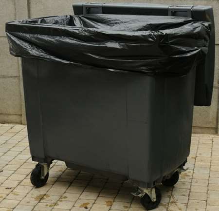 Image de HOUSSE 750L NOIR 20µ POLYTENE HR 1930/1500 X 100